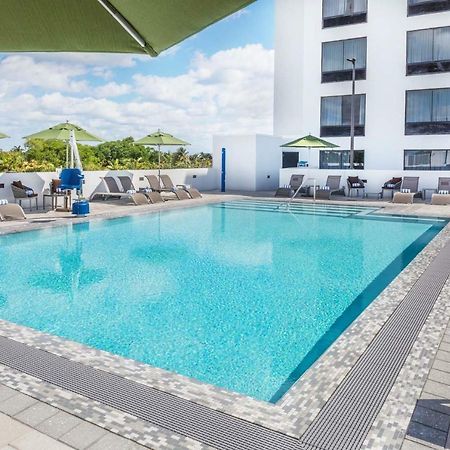 Wyndham Garden Ft Lauderdale Airport & Cruise Port Hotel Дейния Бийч Екстериор снимка