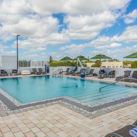 Wyndham Garden Ft Lauderdale Airport & Cruise Port Hotel Дейния Бийч Екстериор снимка