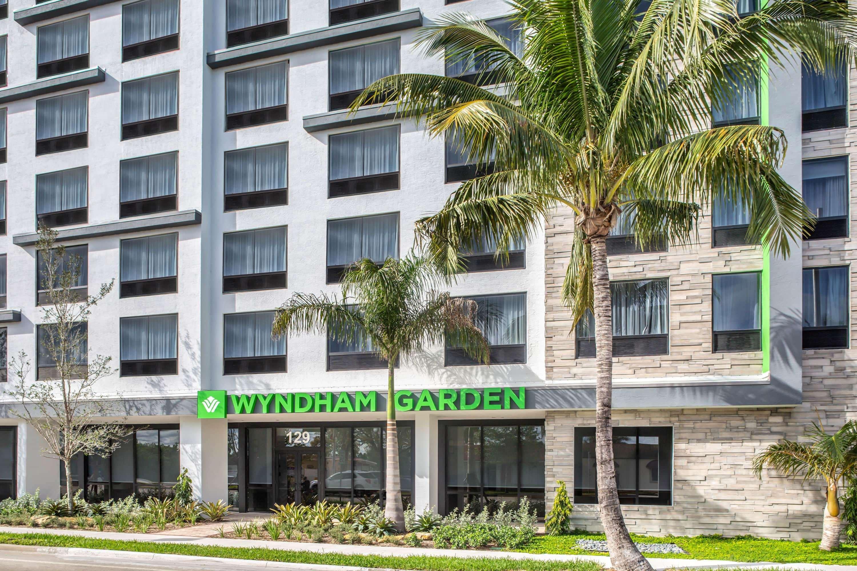 Wyndham Garden Ft Lauderdale Airport & Cruise Port Hotel Дейния Бийч Екстериор снимка