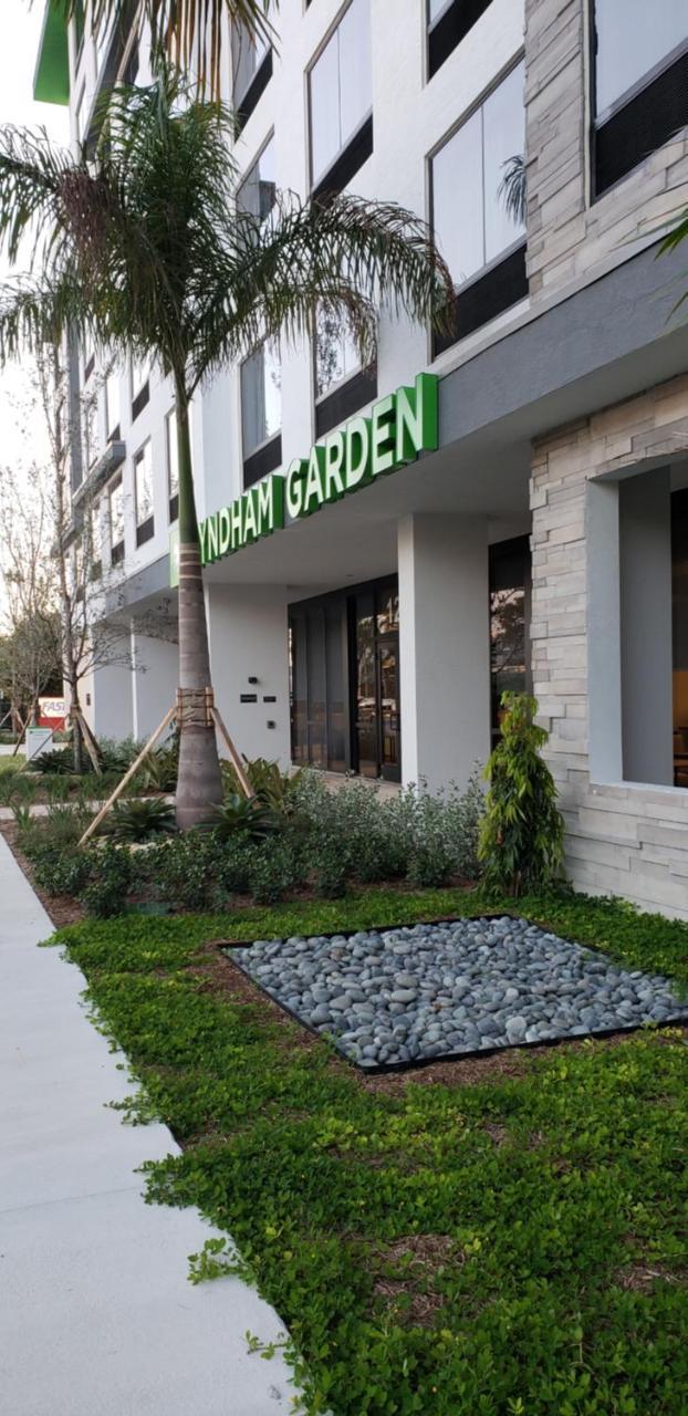 Wyndham Garden Ft Lauderdale Airport & Cruise Port Hotel Дейния Бийч Екстериор снимка