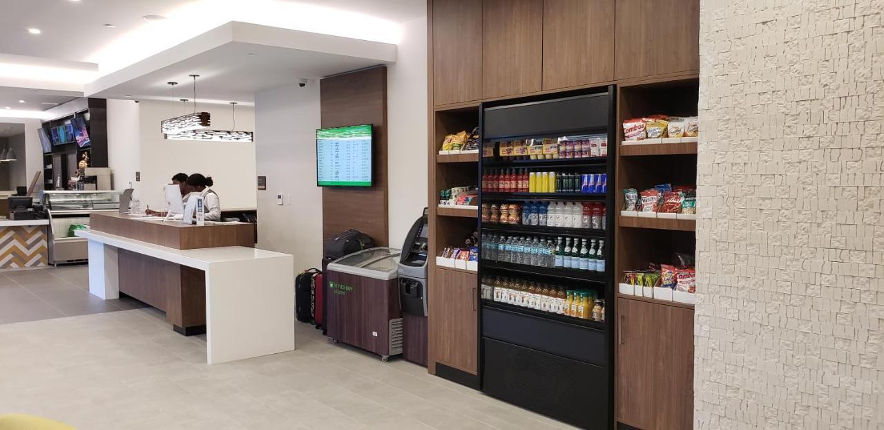 Wyndham Garden Ft Lauderdale Airport & Cruise Port Hotel Дейния Бийч Екстериор снимка