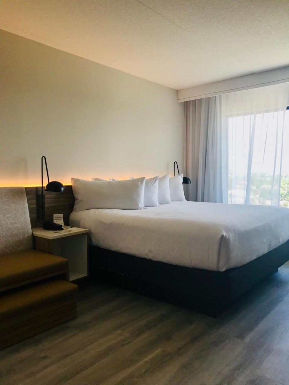 Wyndham Garden Ft Lauderdale Airport & Cruise Port Hotel Дейния Бийч Екстериор снимка