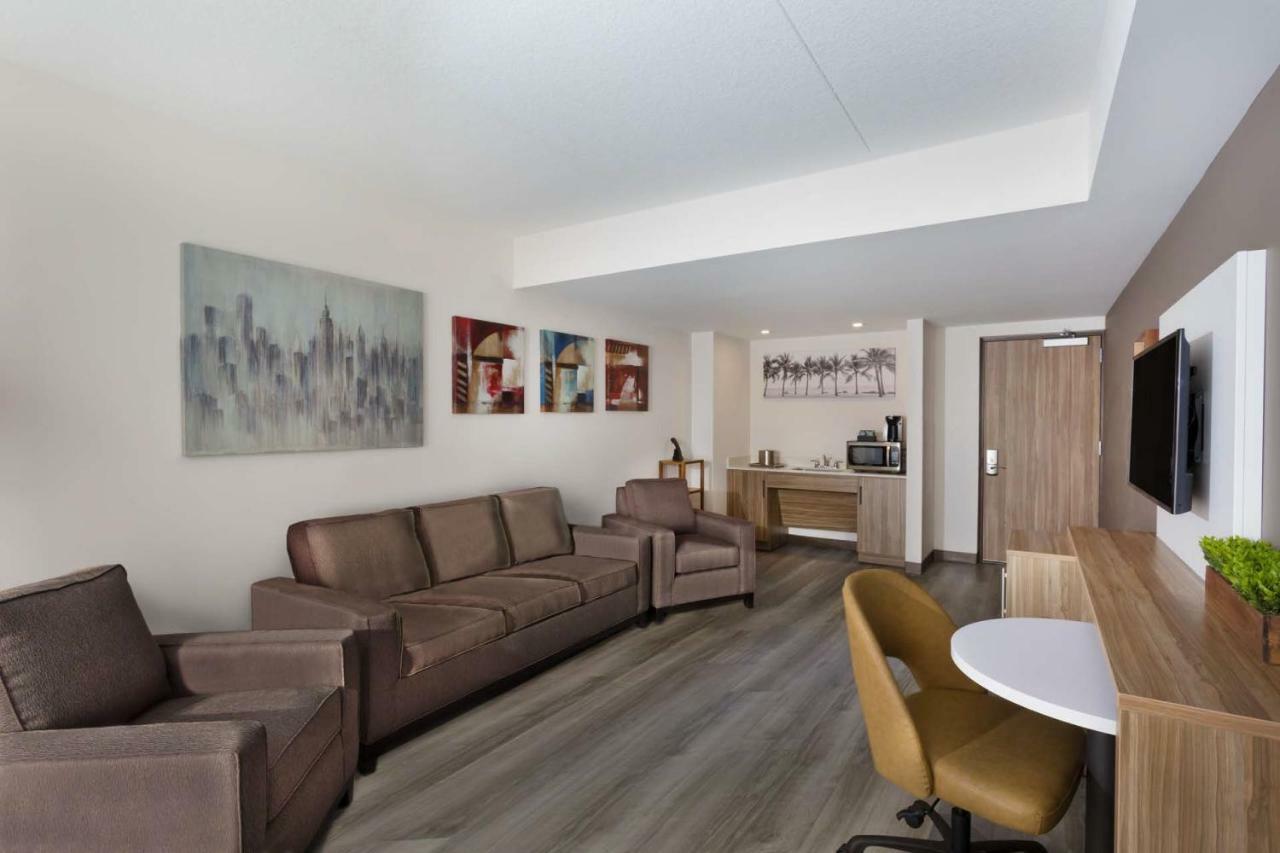 Wyndham Garden Ft Lauderdale Airport & Cruise Port Hotel Дейния Бийч Екстериор снимка